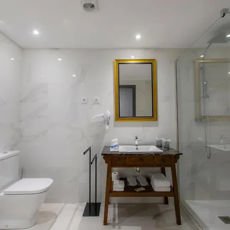 Hotel Javier Montero 2*