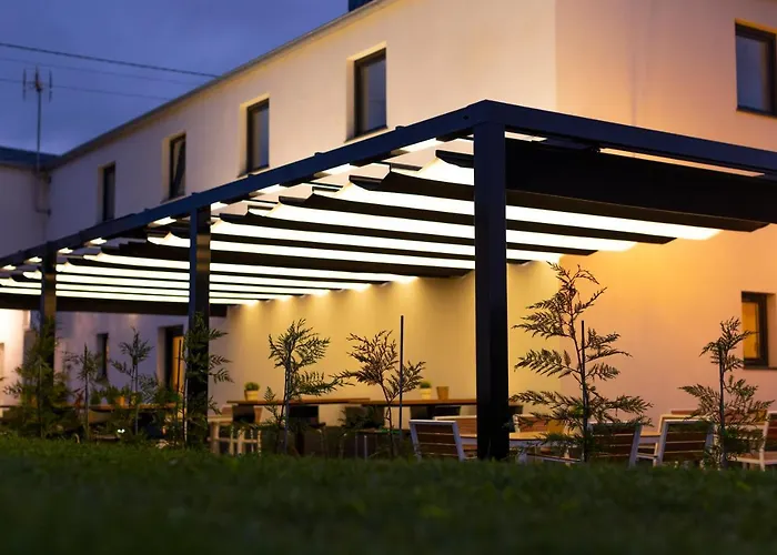 Javier Montero 2* ריבאדאו