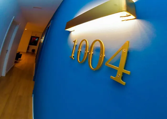 מלון Javier Montero 2*